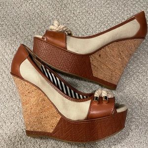 Gianni Bini wedges